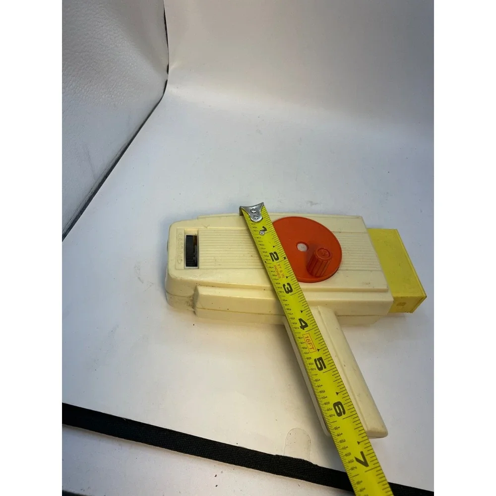 Vintage 1970's Fisher Price Movie Viewer 1 Cartridge Mickey And Donald Duc Works